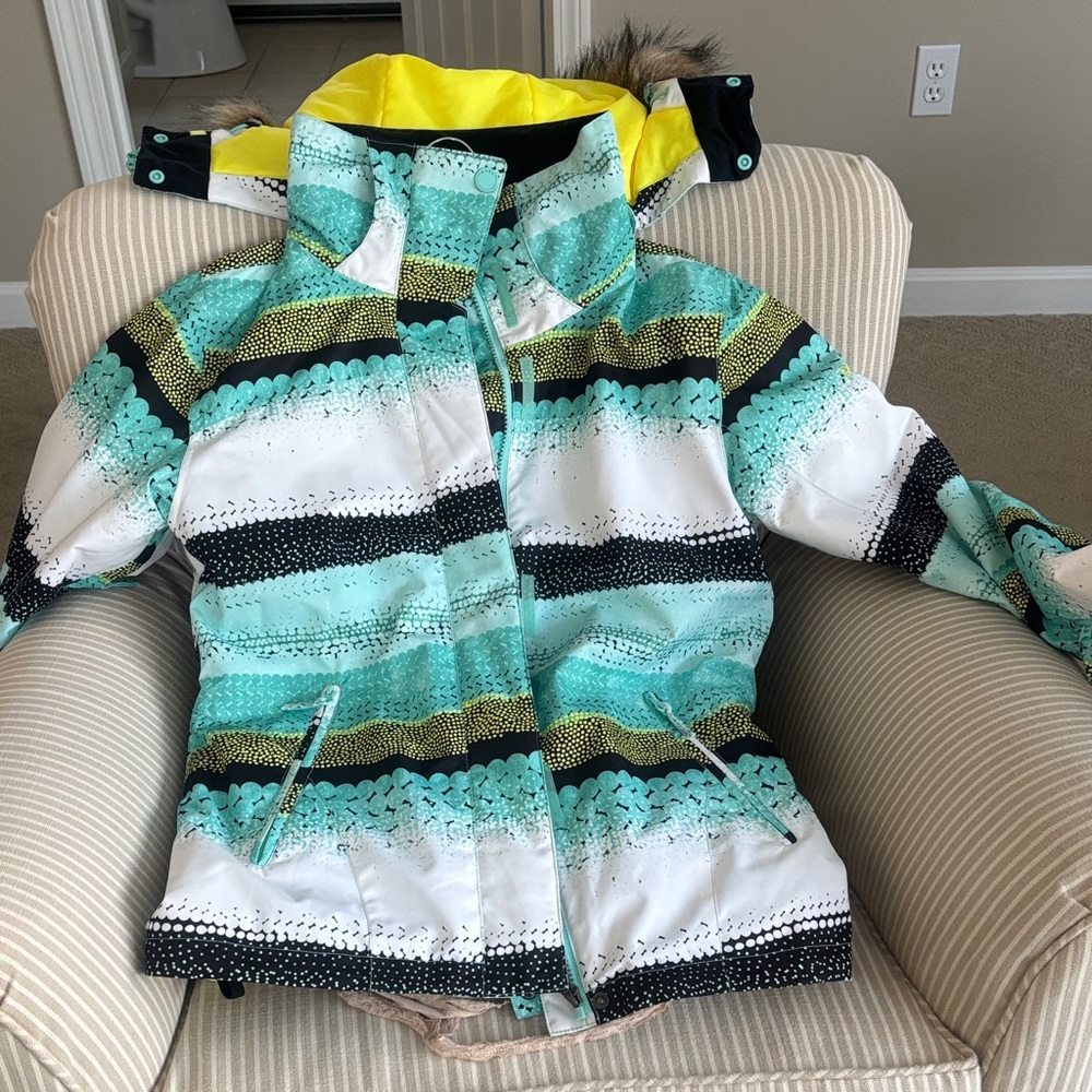Roxy ski Jacket with Aqua and Yellow Stripes